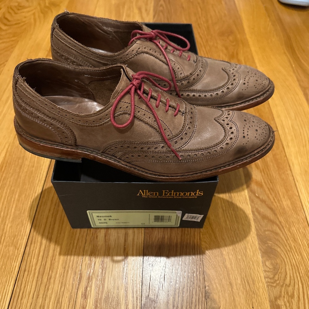 Allen Edmonds Neumok
